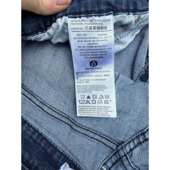 Signature By Levi Strauss Mid Rise Skinny Crop Size 18 - Picture 4 of 5